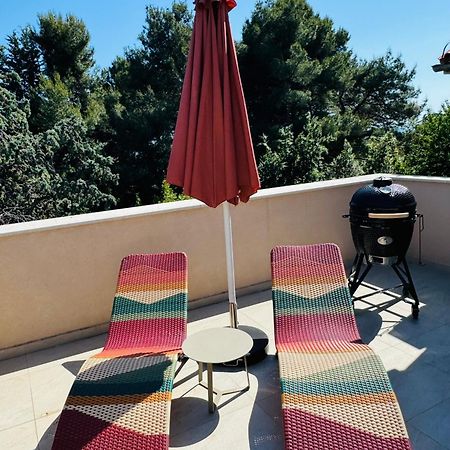 Just Renovated Stylish 2 Bedrooms Apartment Only A Few Steps From The Beach! Novigrad Istria 外观 照片