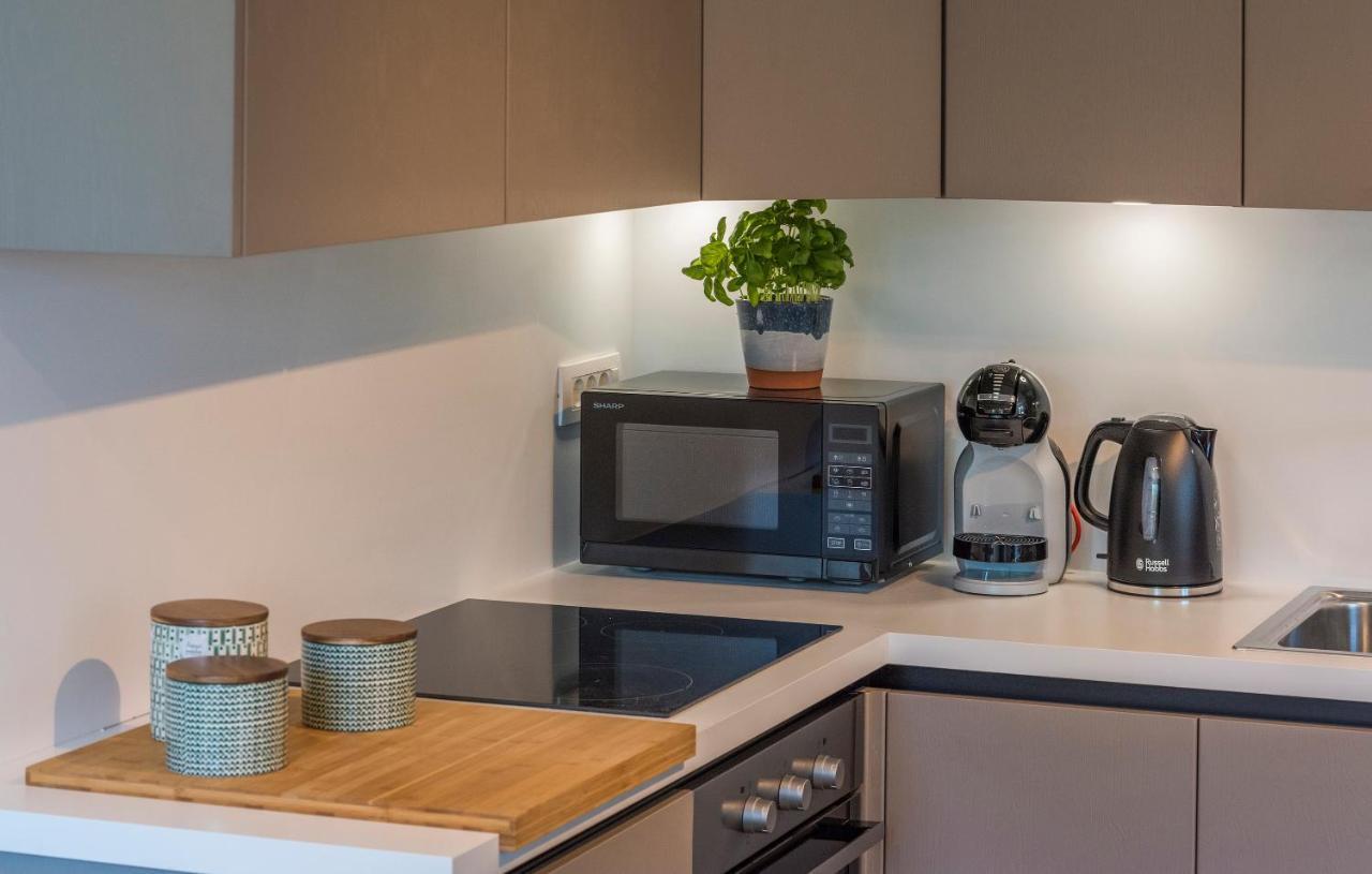 Just Renovated Stylish 2 Bedrooms Apartment Only A Few Steps From The Beach! Novigrad Istria 外观 照片
